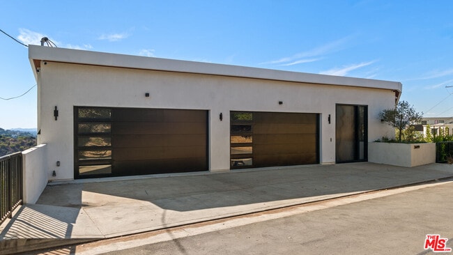 Photo - 3699 Alta Mesa Dr