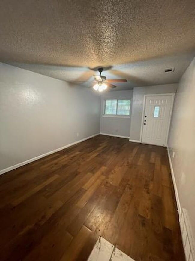 Photo - 4040 Driskell Blvd