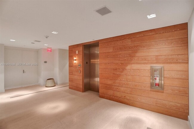 Photo - 3535 Hiawatha Ave Unit 405