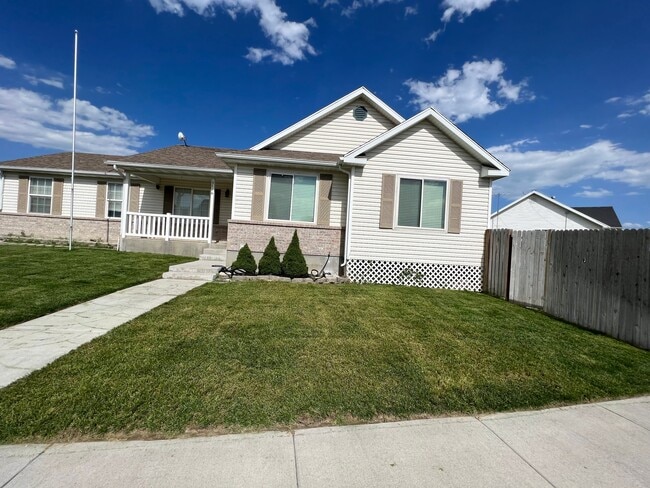 Photo - 3576 N Canary Way
