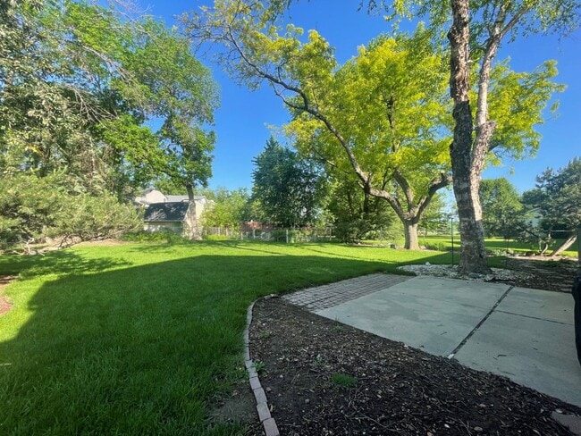 Photo - Home For Rent Papillion