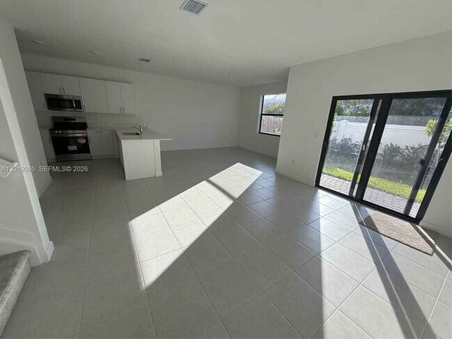 Photo - 4957 Oakmont Dr