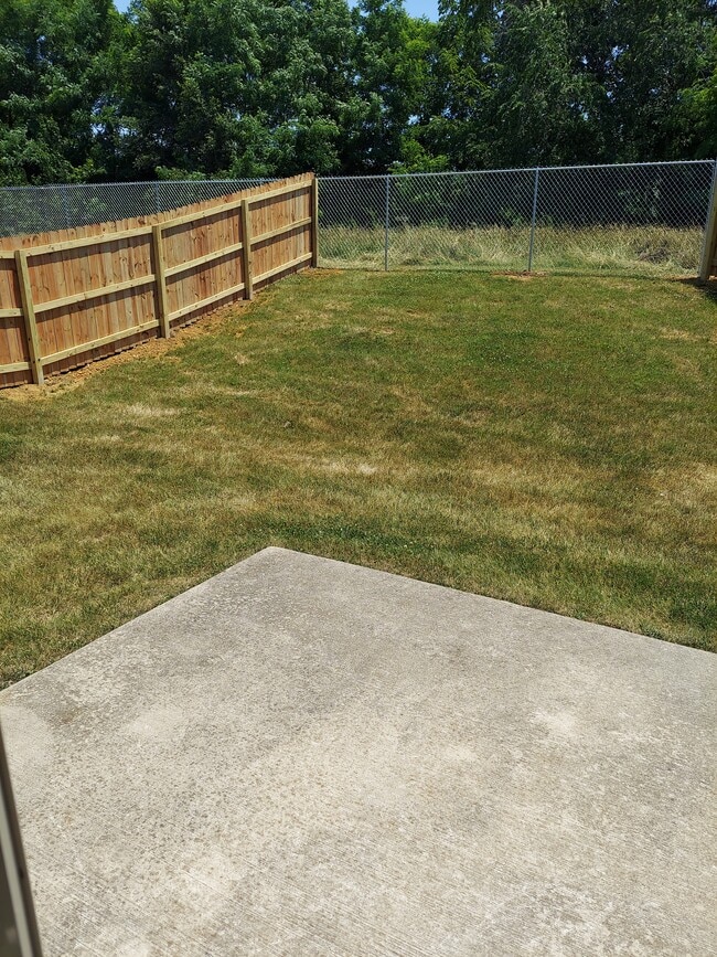 Photo - 704 Glenstone Dr
