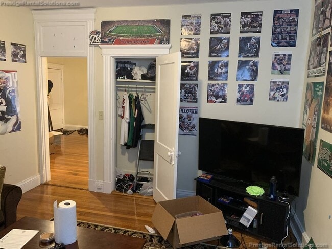 Photo - 95 Gordon St