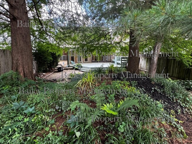 Photo - 1823 Stevens Ave