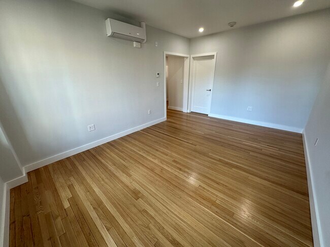 Photo - 15 Forest St Unit 1
