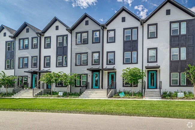 Building Photo - Monterey Townhomes