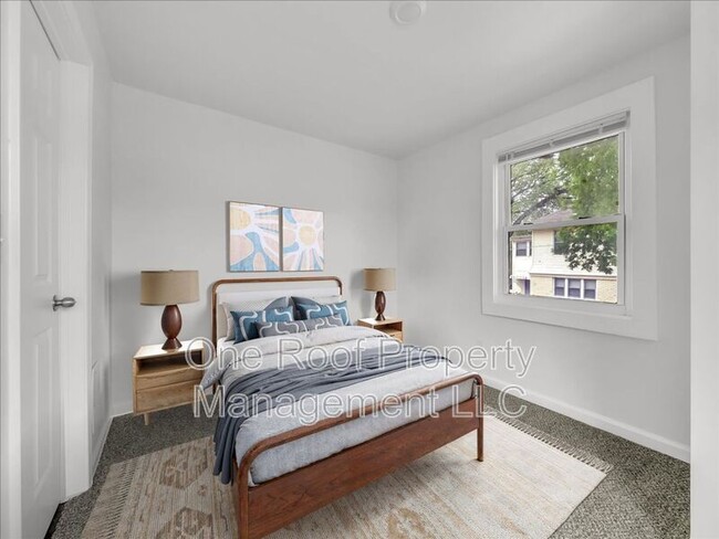 Photo - 324 N Hardesty Unidad 3