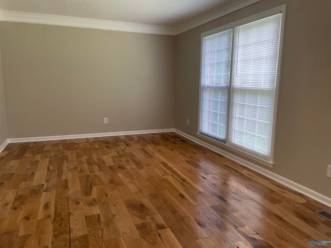 Photo - 2101 Stapp Dr NE