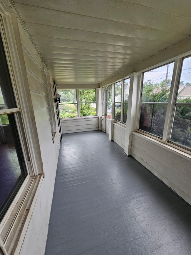Photo - 257 Wasaon St