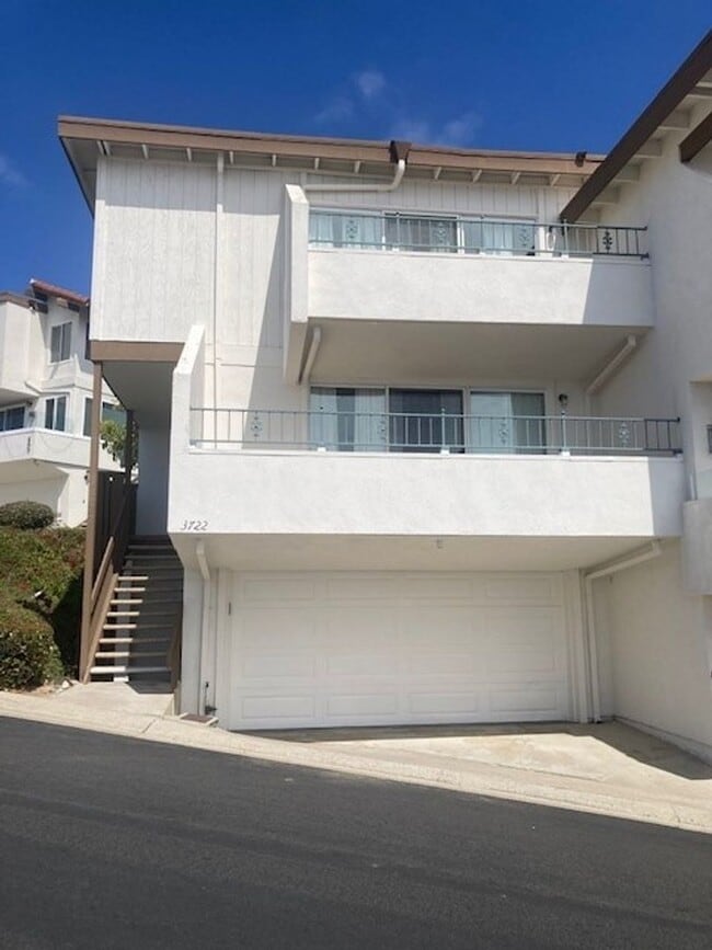 3722 Calle Casino