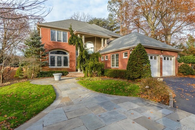 Photo - 65 Oriole Way