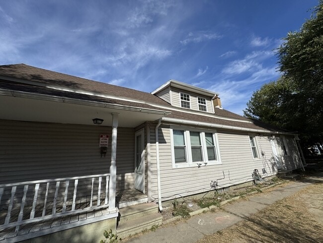 Photo - 3233 W 50th St