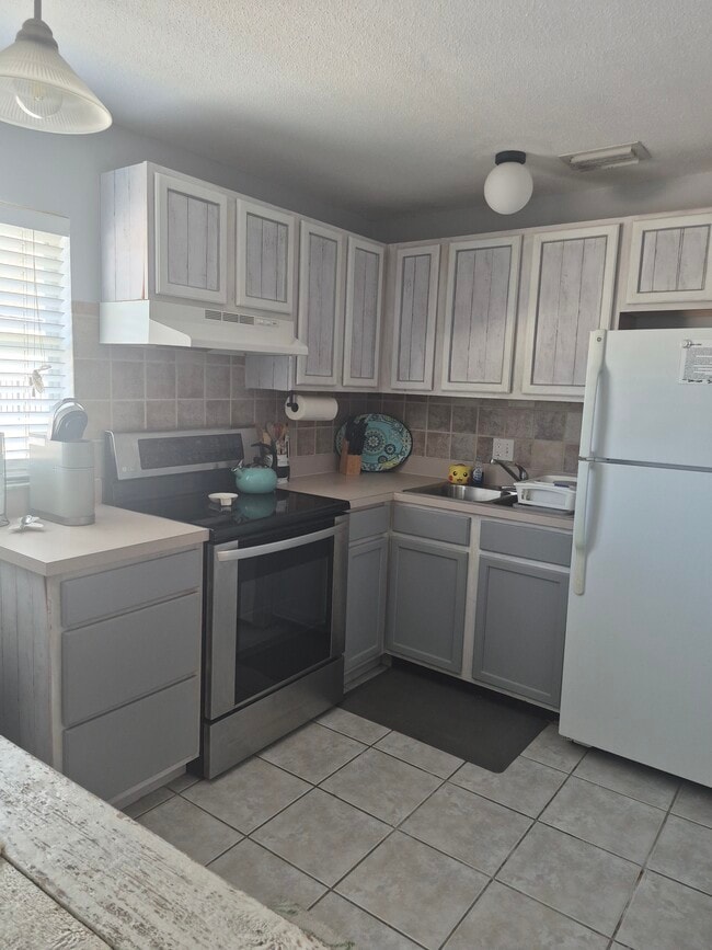 Photo - 7165 Ridgewood Ave Unit 14