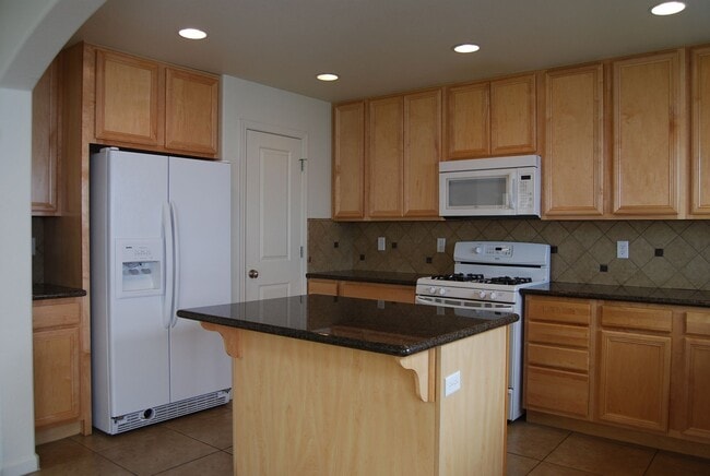 Photo - 4-Bedroom Home in the Village at Somersett!