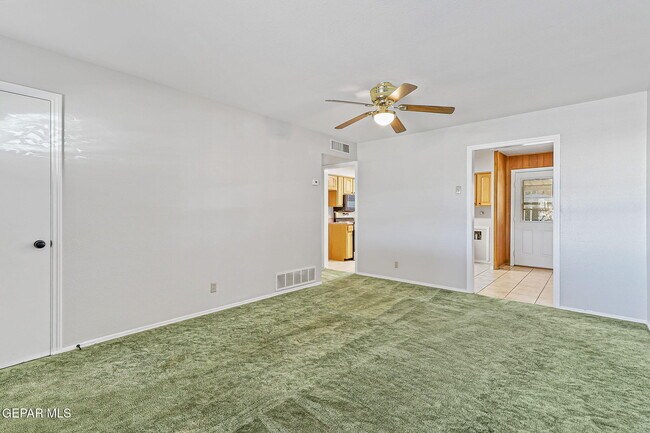 Photo - 5828 Sturgeon Dr