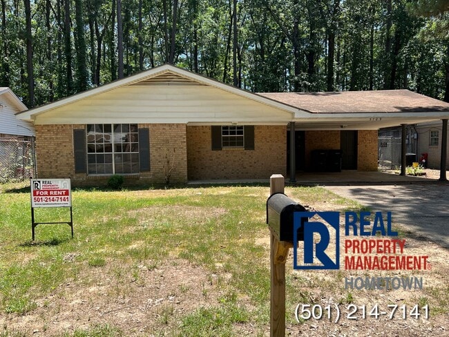 Building Photo - 5709 Chaucer Ln Rental