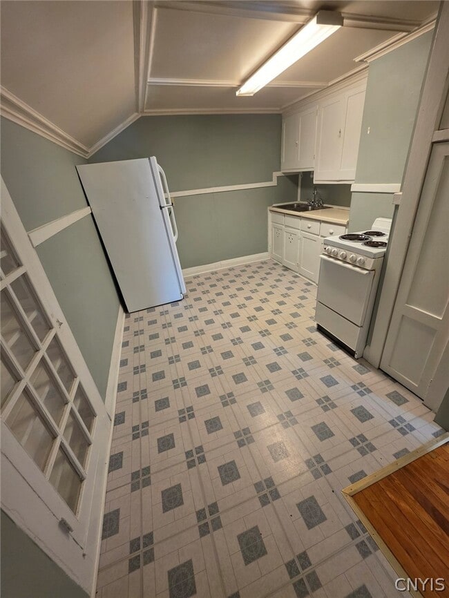 Photo - 1133 State St
