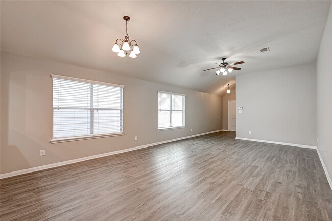 Photo - 8210 Rustic Cape Dr