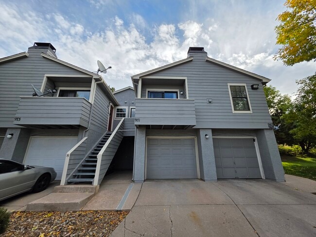 Building Photo - 971 Tampico Ct