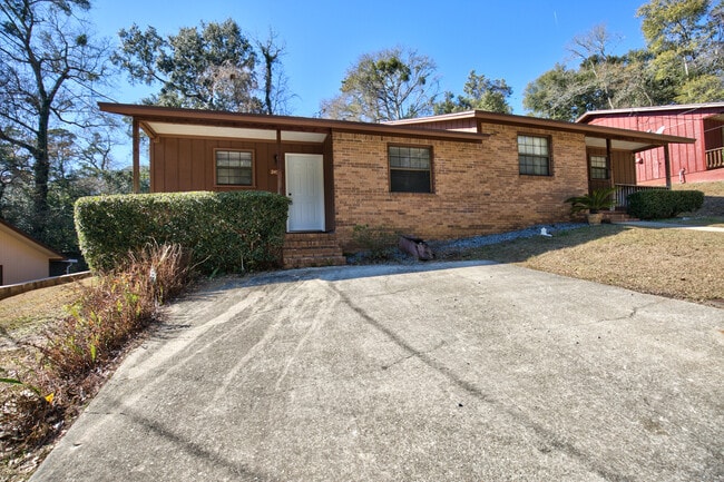 Photo - 2454 Wren Hollow Dr House