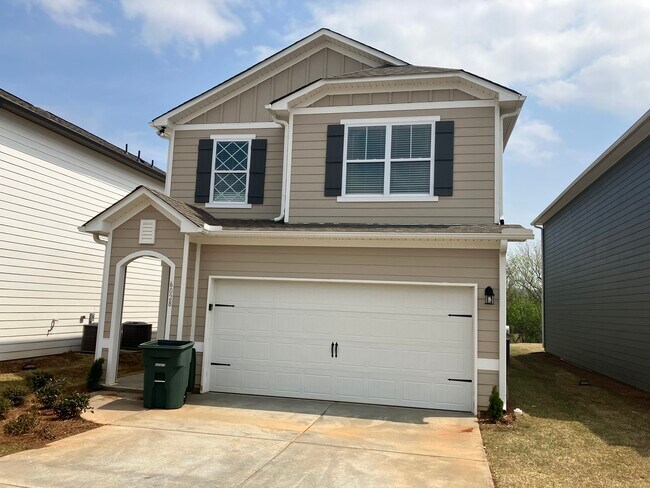 Photo - 6028 Taramore Ln NW