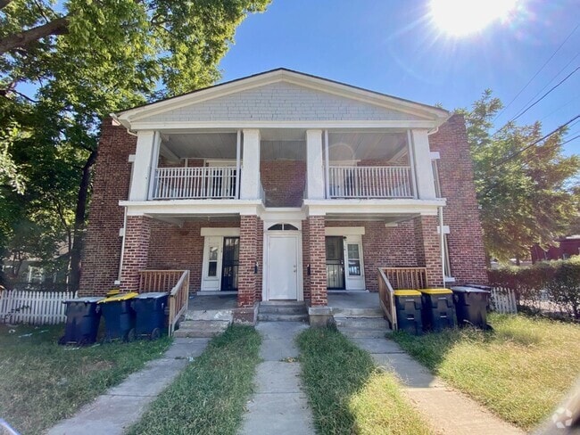 Building Photo - 1115 E 41st St Unit 1119-1E Rental