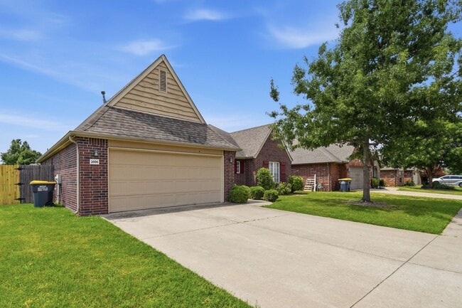 Photo - 3 Bed | 2 Bath | Jenks | Available Now