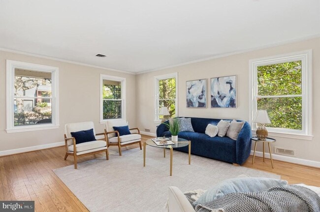 Photo - 5523 Uppingham St