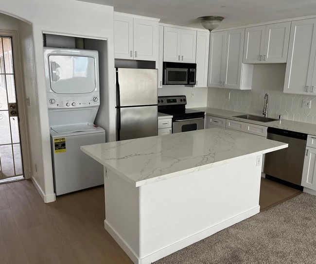 Photo - 1205 Colusa St Unit 12