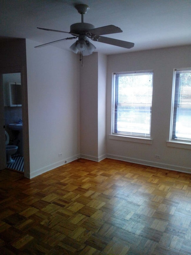 7300 Venture Apartments