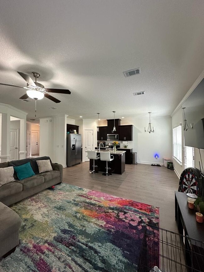 Photo - 673 Fairview Cir