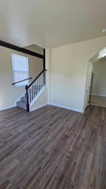 Photo - 225 Pemberton Rd