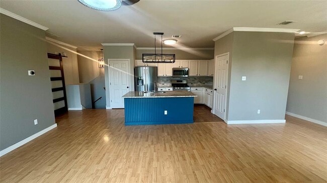 Photo - 7501 Shadowridge Run Unit 135
