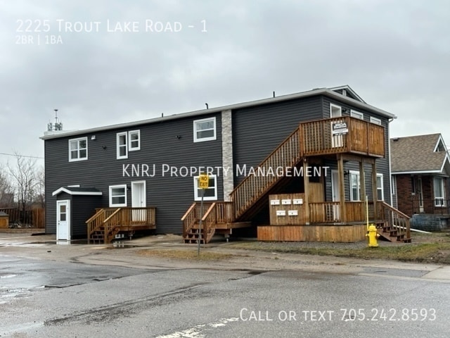 Photo - Second Floor Two Bed Apartment Unité 1