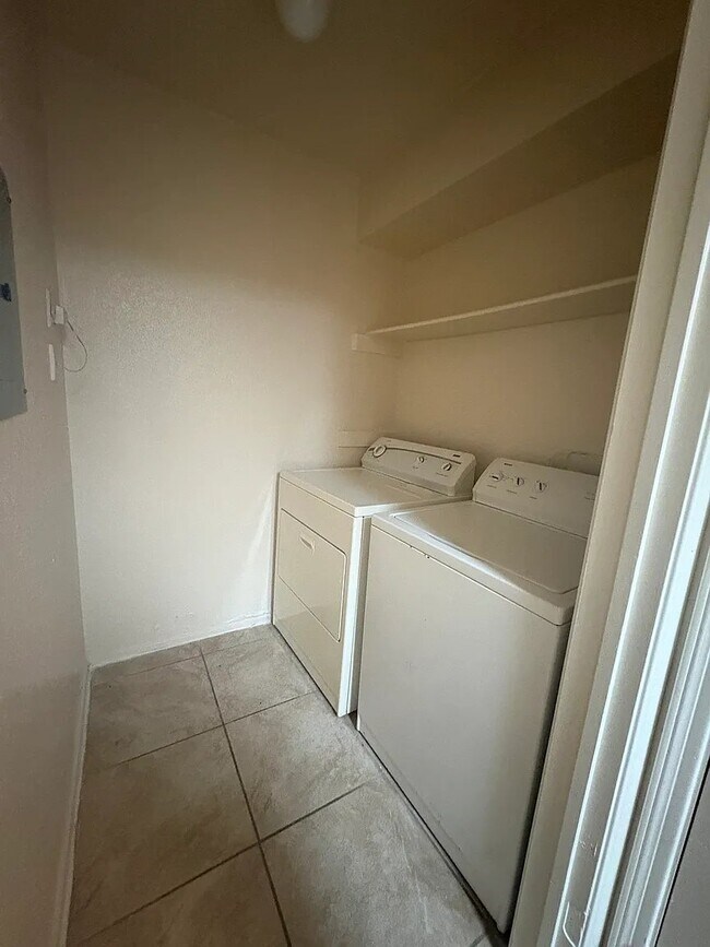 Photo - 9700 Leawood Blvd Unit 1905