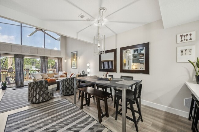 Building Photo - 500 River Rd Unit 106