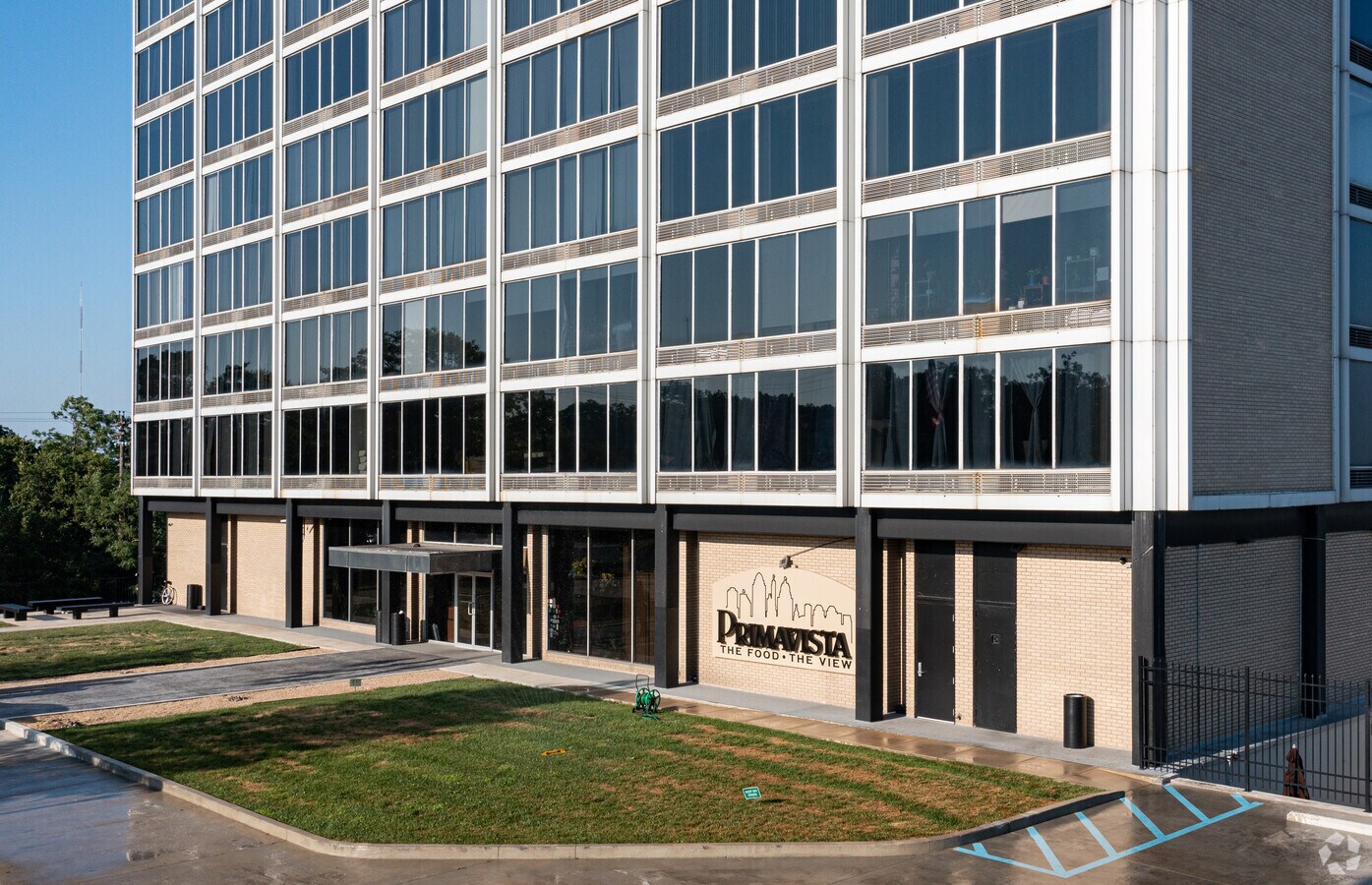 Photo - Queen's Tower