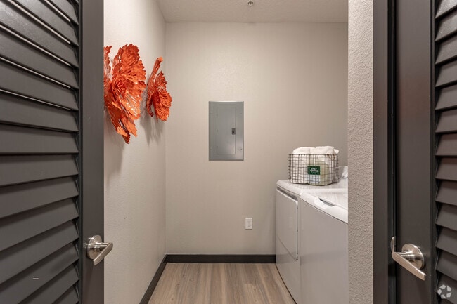 Photo - Alton Westshore