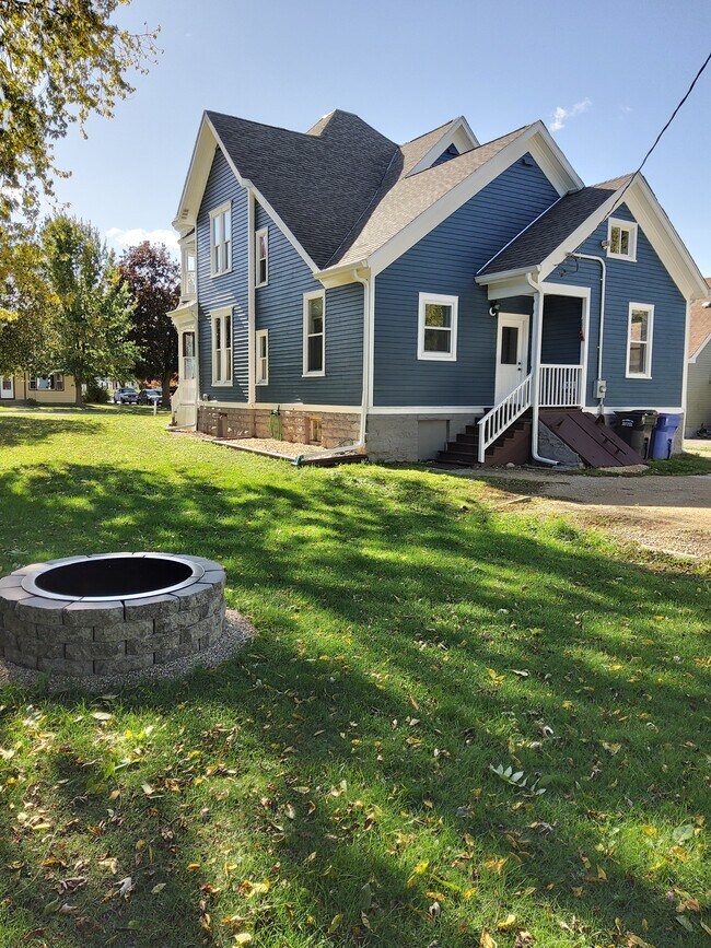 Photo - 417 W Florence St