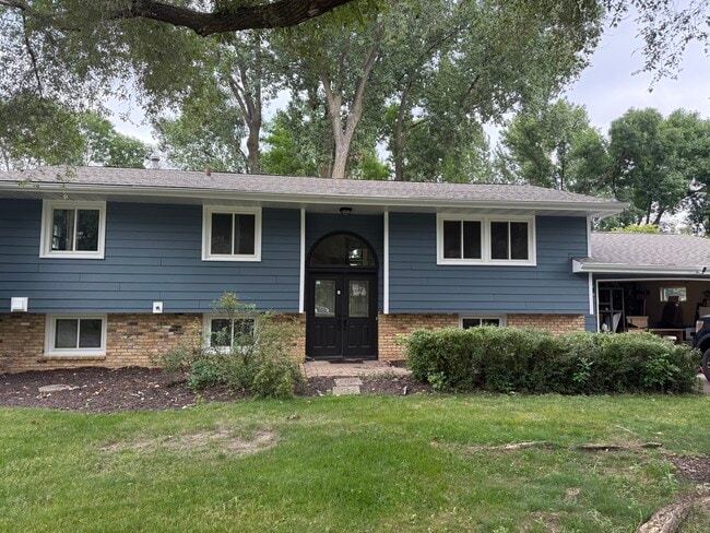 Photo - 1016 W 155th St