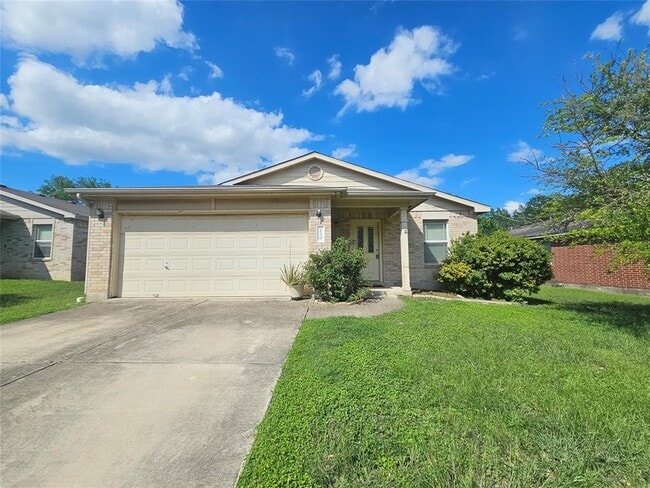 Building Photo - 130 Star of Texas Dr