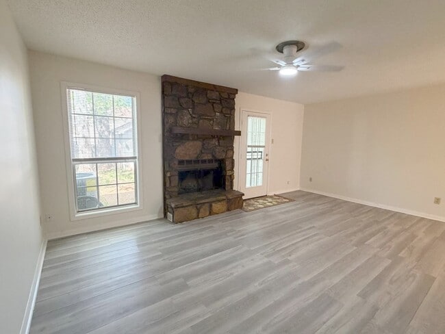 Photo - 6968 Wesley Ct