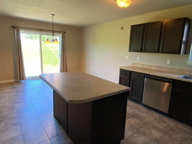 Photo - 5801 Abercorn Dr