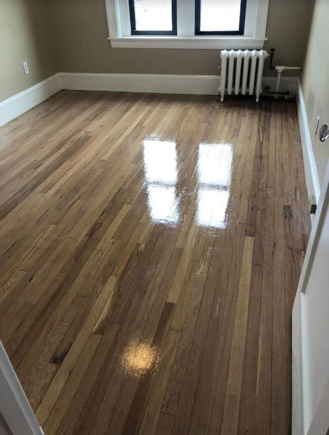 Photo - Charming 3 Bedroom- NO Broker FEE