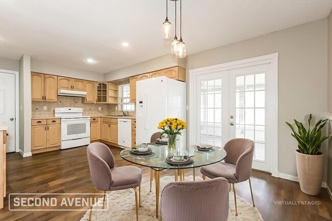 Photo - 412 El Dorado St