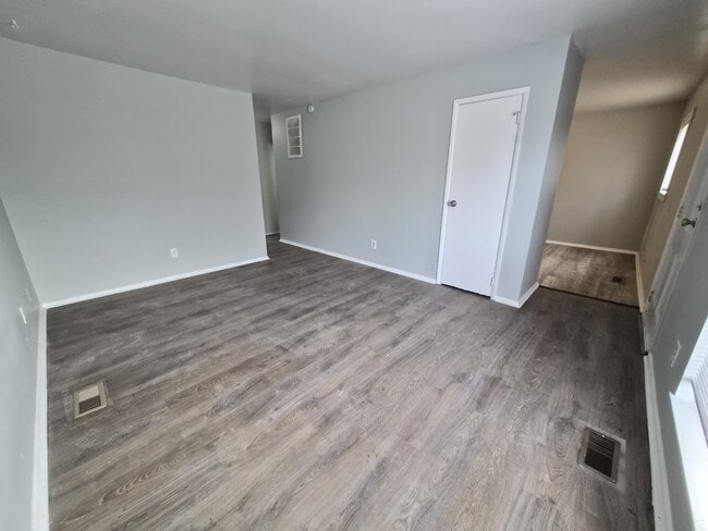 Photo - 3525 Luewan Ct