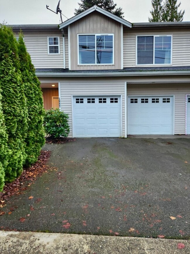 Building Photo - Beautiful 3 Bed / 2.5 Bath Townhome in Lake Stevens