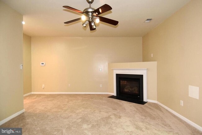 Photo - 7810 Locust Leaf Ln