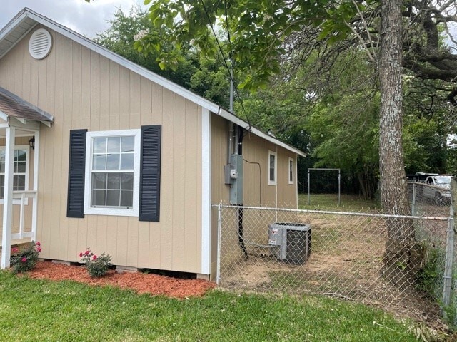 Photo - 2104 W Robbins St